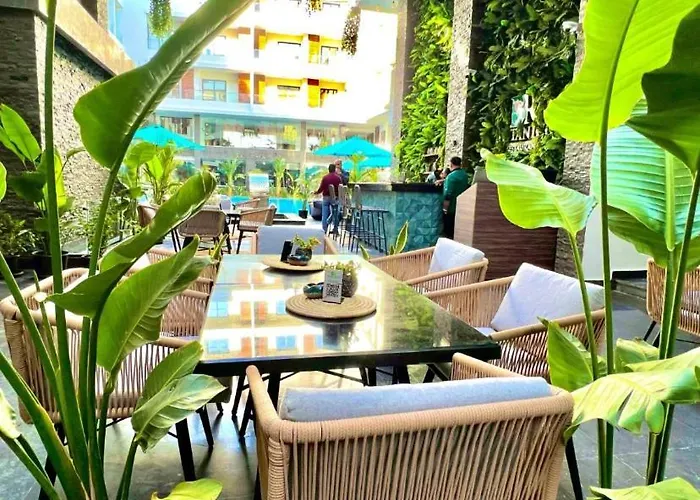 Pool View At Imperial شقة