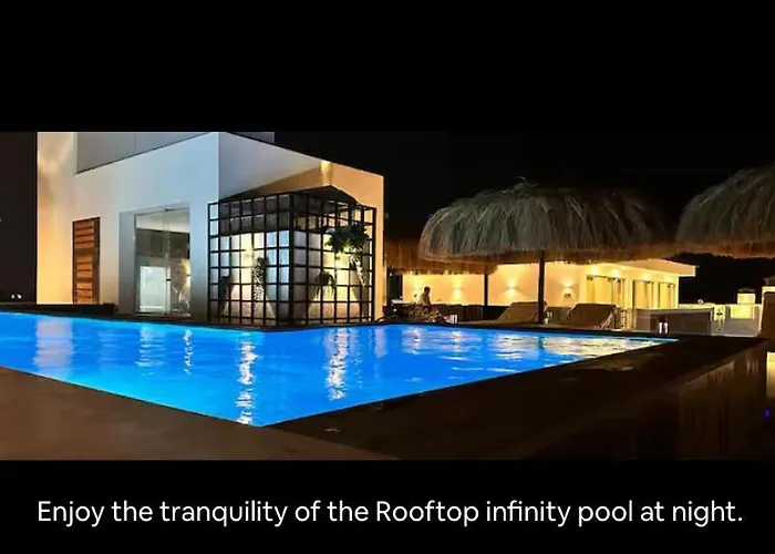 Pool View At Imperial